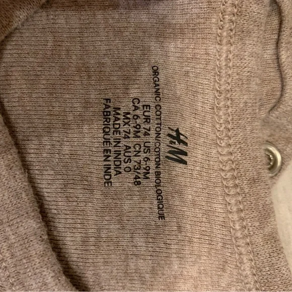 H&M lot of pants, onesies, and sweatshirts - Picture 2 of 2
